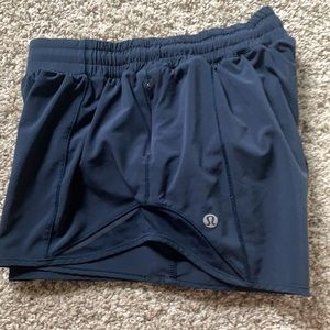 hotty hot 4" shorts size 4